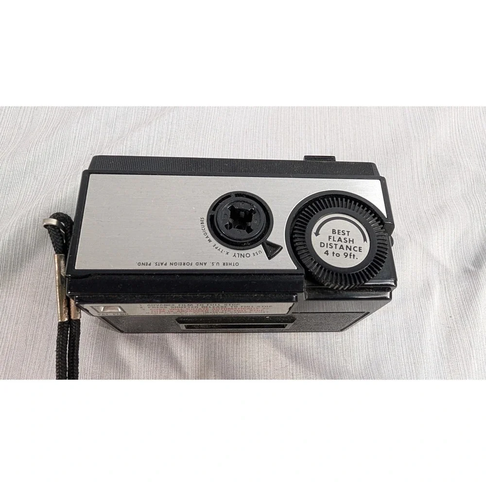 Imperial Magimatic X50 126 Film Camera Vintage Magicube Case - Untested